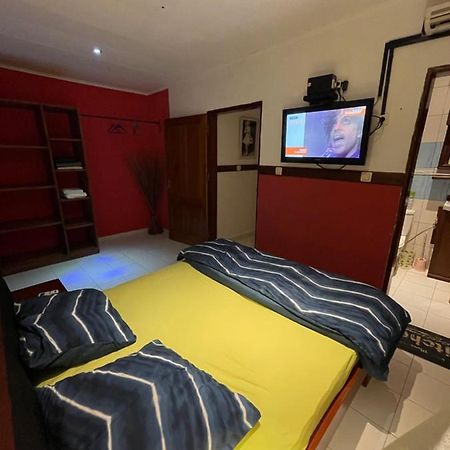 Homestay Studio Yaoundé エクステリア 写真
