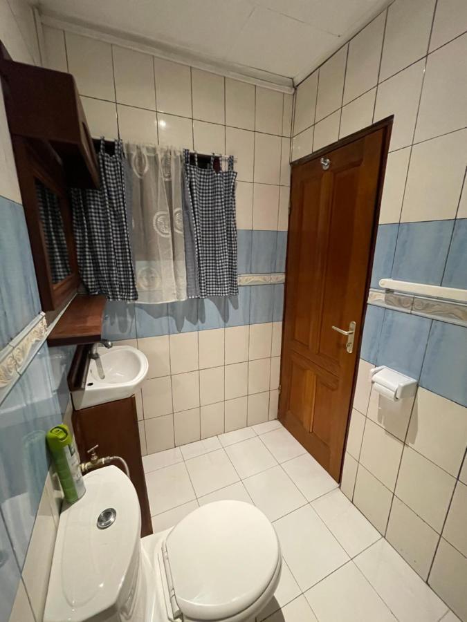 Homestay Studio Yaoundé エクステリア 写真